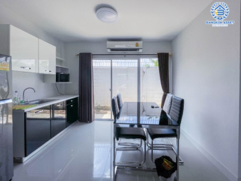 *****ทาวน์เฮ้าส์มือสองย่านกรุงเทพฯ ม.ศุภาลัยวิลล์ เพชรเกษม69 เนื้อที่มากถึง 19.1 ตร.ว. ฟังก์ชัน 3 ห้องนอน 2 ห้องน้ำ 2 ที่จอดรถ บ้านใหม่ไม่เคยเข้าอยู่ แถมฟรี! 2 เครื่องปรับอากาศ 1 เครื่องทำน้ำอุ่น และเฟอร์ฯ ทั้งหมด บนทำเลเชื่อมต่อทุกการเดินทาง ถ.เพชรเกษม, ถ.พุทธมณฑลสาย3, ถ.บางบอน ใกล้เดอะมอล์ บางแค